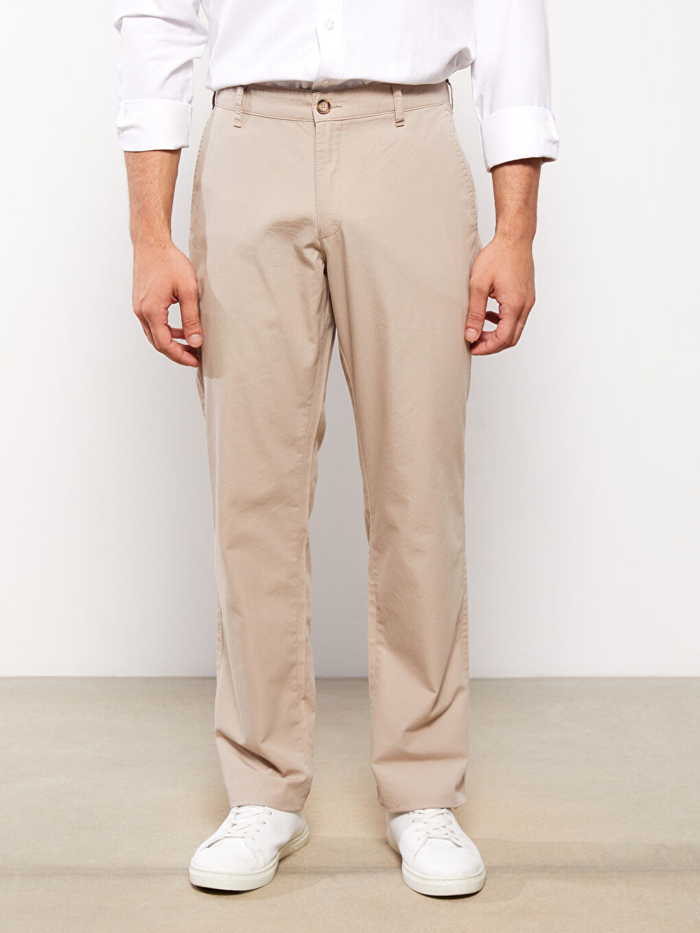 LCWAIKIKI Classic Wide Fit Men's Chino Trousers -S2GK26Z8-KA5