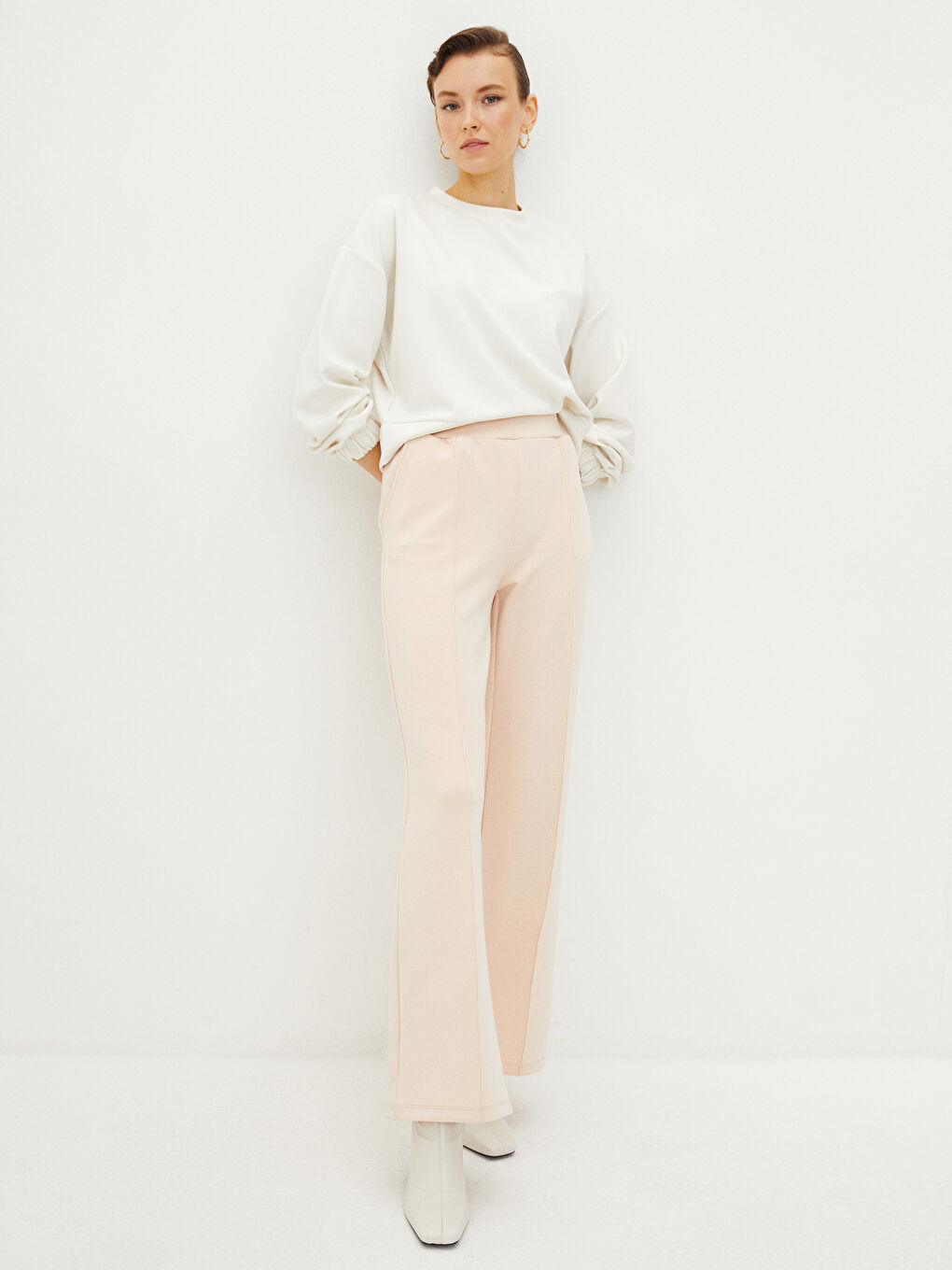 Women's Elasticated Waist Plain Sweatpants-1