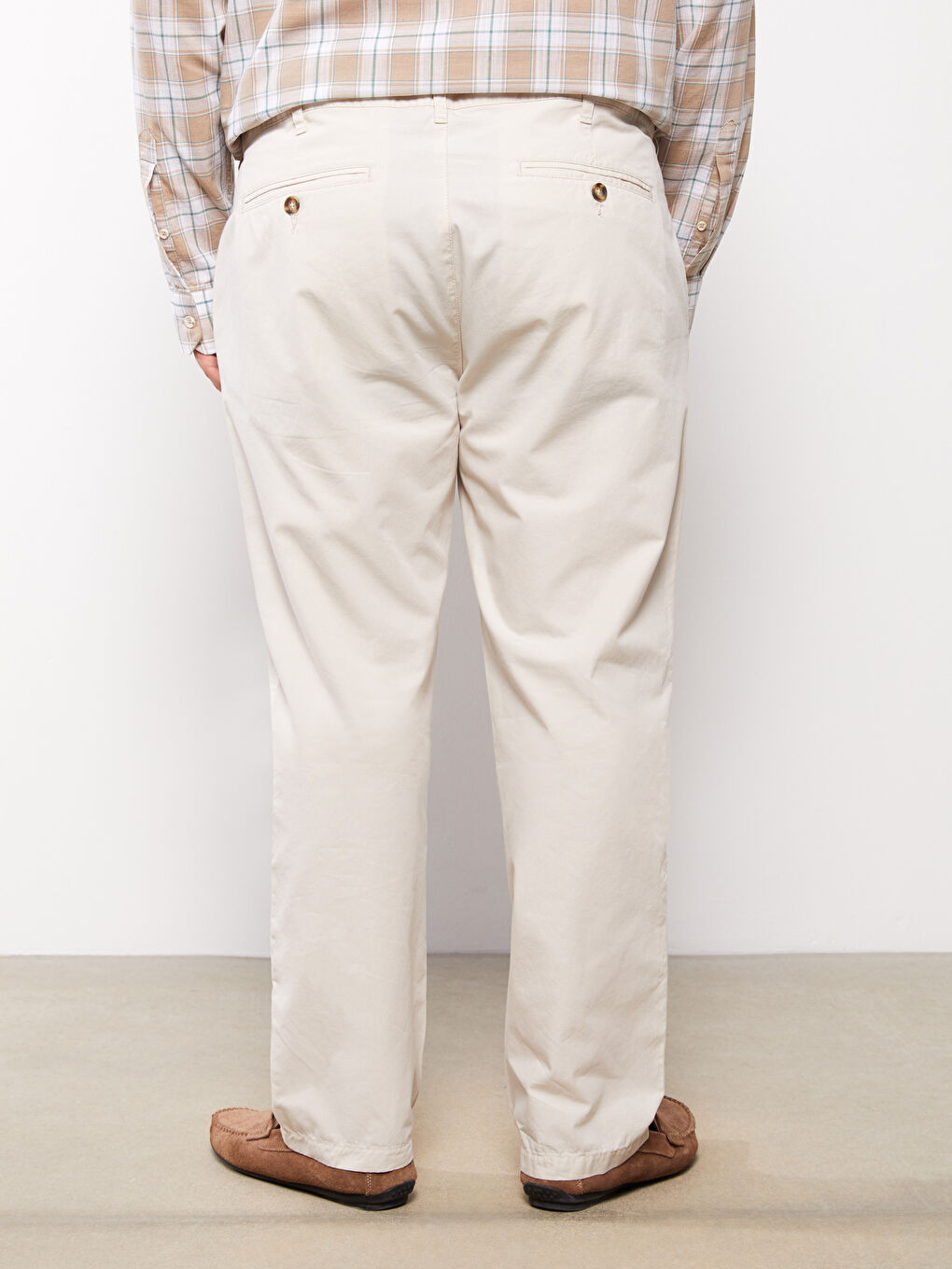 Relaxed Fit Men's Chino Trousers-4