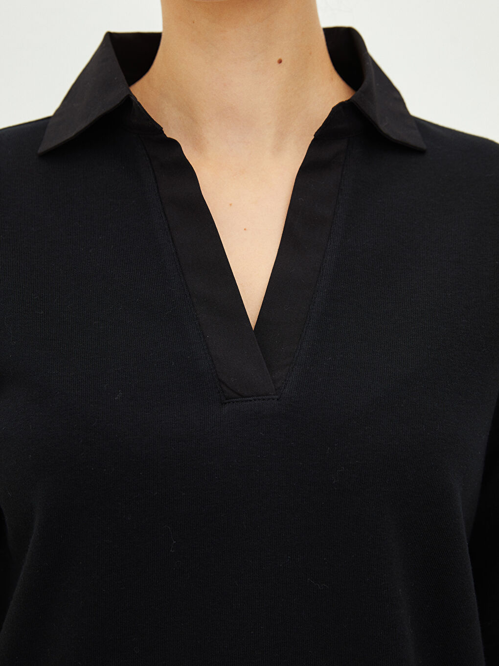 Siyah Polo Yaka Düz Uzun Kollu Kadın Sweatshirt-3