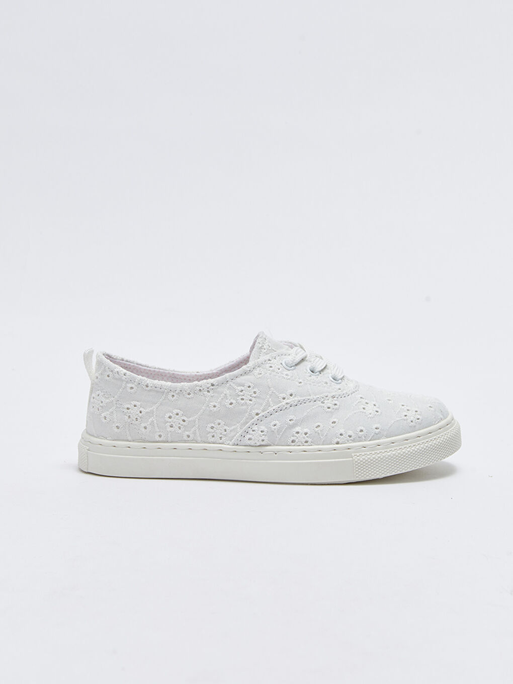 أحذية رياضية بناتي بتفاصيل تطريز برباط-2