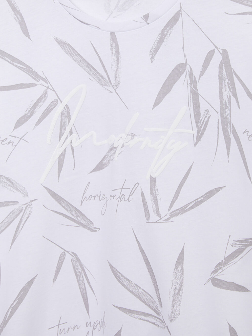 Beyaz Bisiklet Yaka Kısa Kollu Desenli Penye Erkek Tişört-5