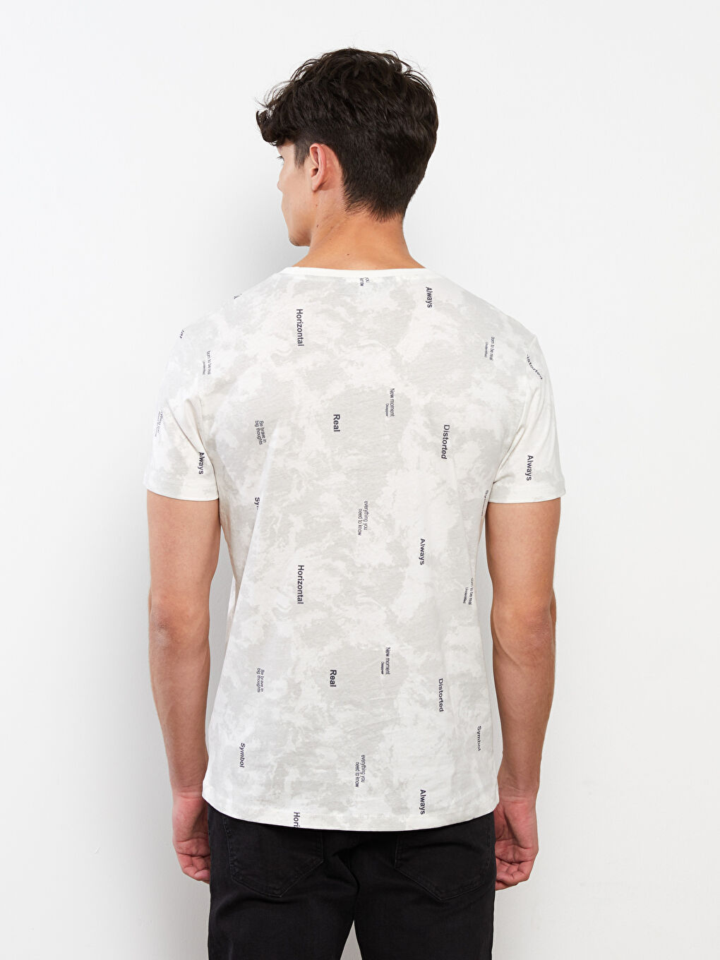 Beyaz Bisiklet Yaka Kısa Kollu Baskılı Penye Erkek Tişört-3