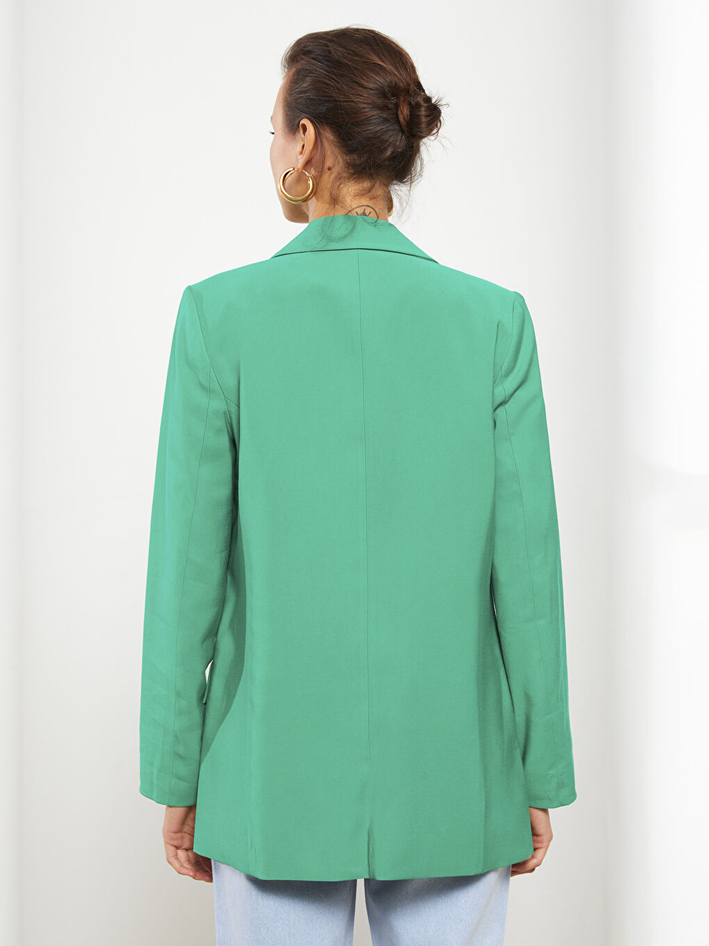 جاكيت بليزر للسيدات بأزرار وكم طويل عادي-3