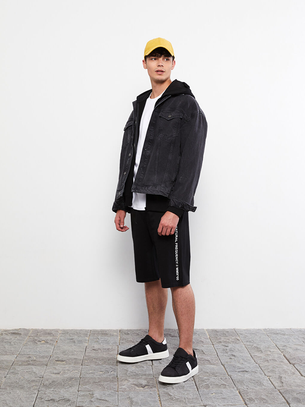 شورت رولر رجالي مطبوع بنقشة ستاندرد-1