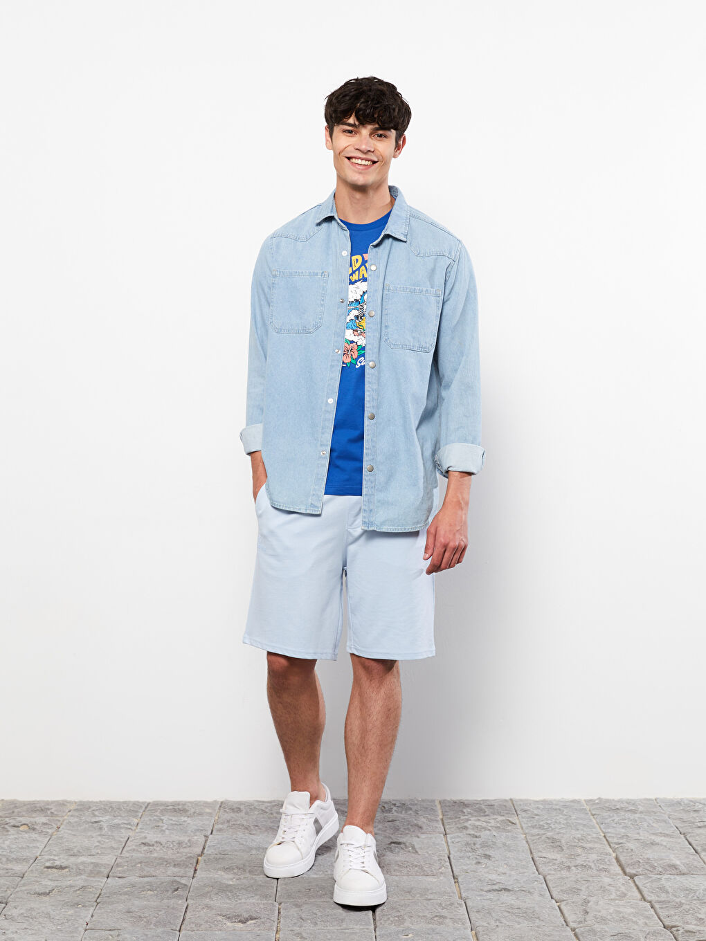 Mavi Standart Kalıp Erkek Şort