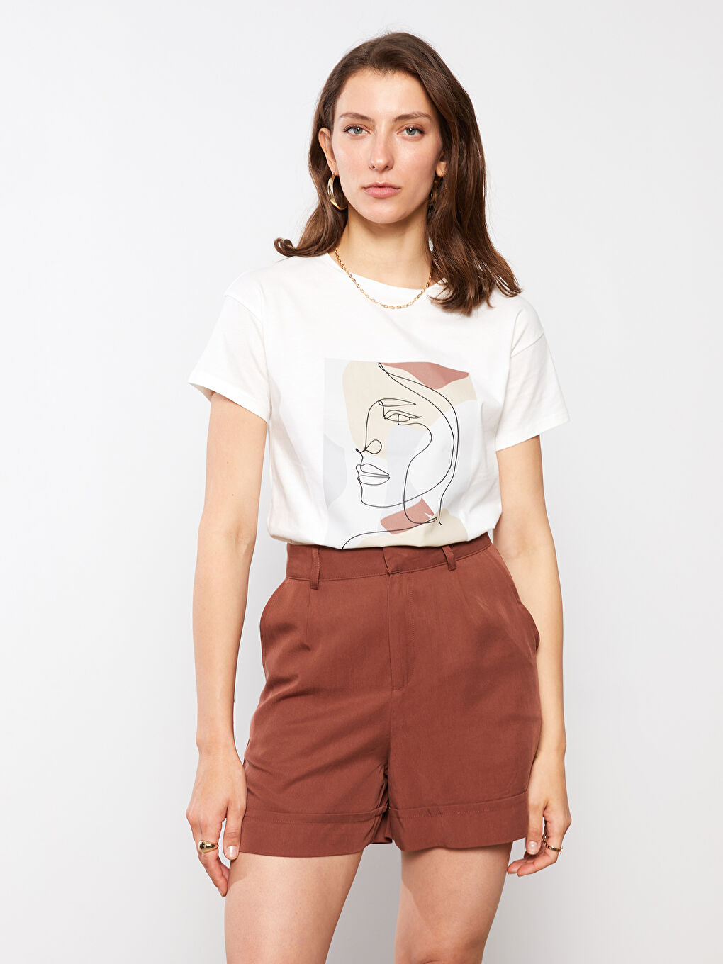 LCWAIKIKI Classic Crew Neck Printed Short Sleeve Cotton Women's T-shirt -S2GQ24Z8-FEW