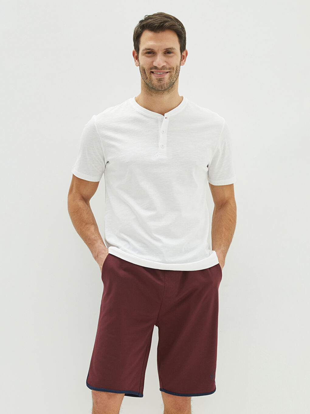 LC WAIKIKI Standard Fit Pyjama-Hosen Shorts für Herren -S2GQ47Z8-HEN