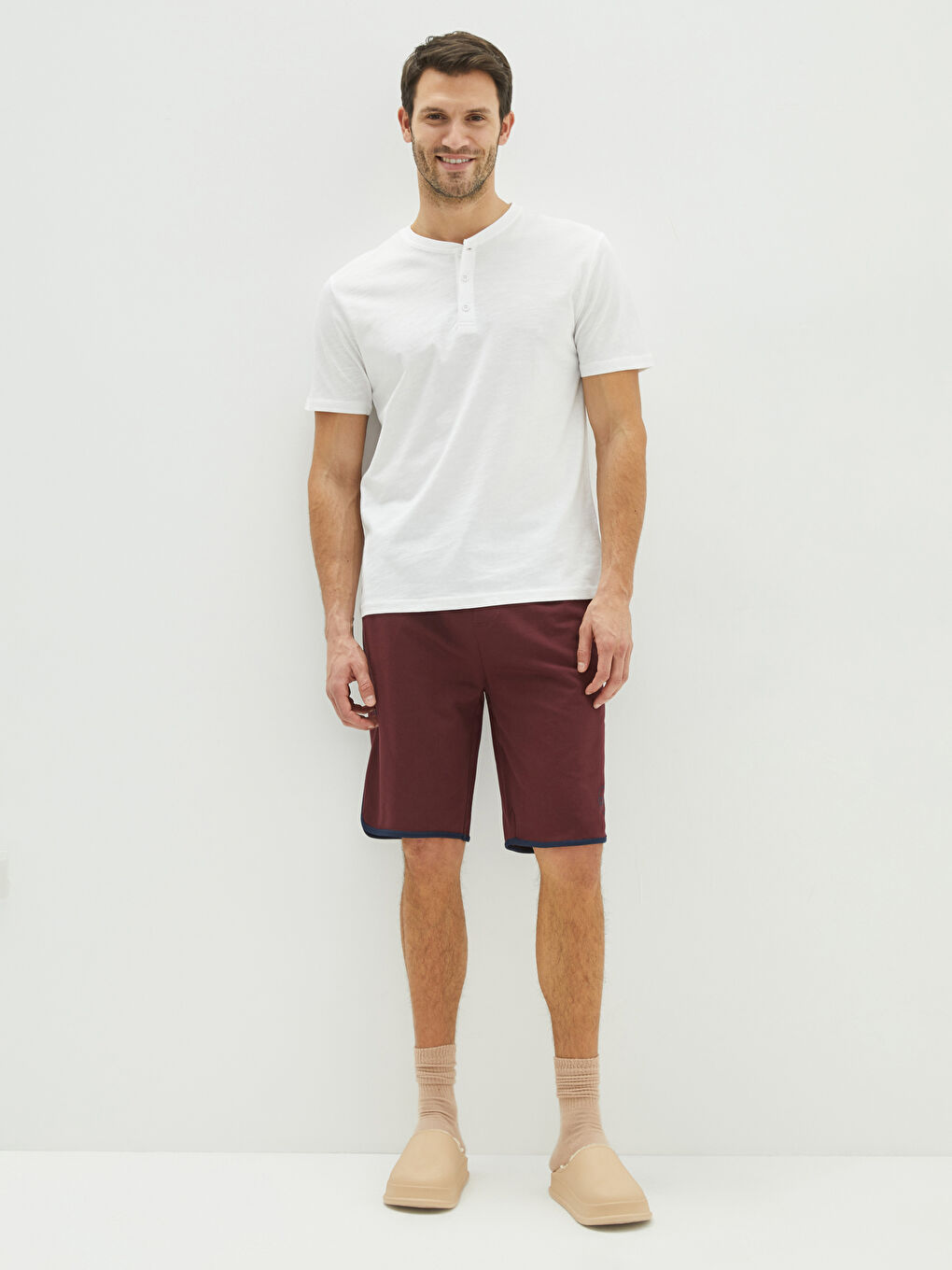LC WAIKIKI Standard Fit Pyjama-Hosen Shorts für Herren -S2GQ47Z8-HEN