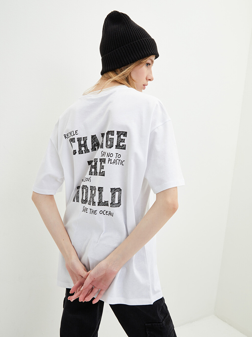 LCW Vision Crew Neck Letter Printed Short Sleeve Cotton Women's T