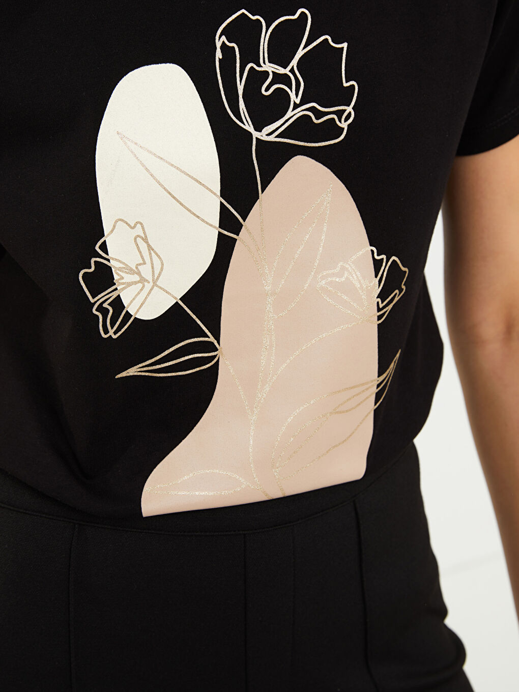 Crew Neck Printed Short Sleeve Women's T-Shirt-4