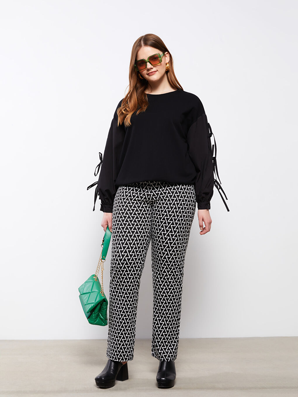 Women's Plus Size Zippered Waist Patterned Sweatpants
