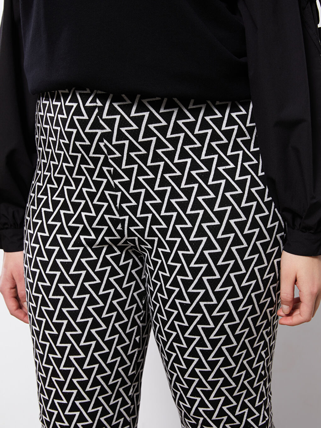 Women's Plus Size Zippered Waist Patterned Sweatpants-2