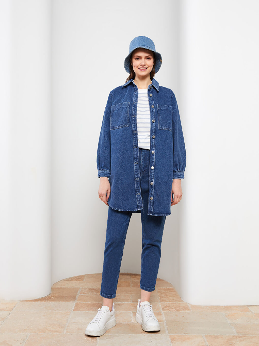 İndigo Gömlek Yaka Düz Uzun Kollu Kadın Jean Tunik
