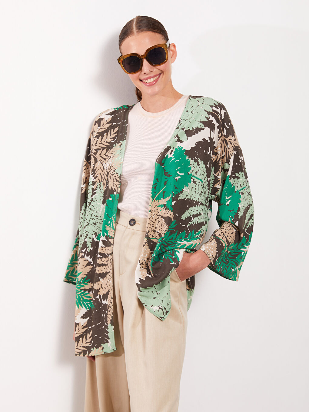 كيمونو نسائي طويل الأكمام من الفسكوز بنمط ياقة شال مطبوع