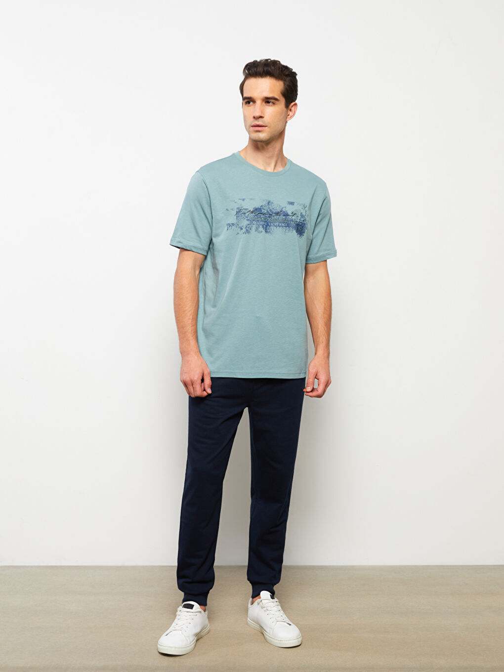 تيشيرت رجالي ياقة دائرية كم قصير مطبوع قطن ممشط