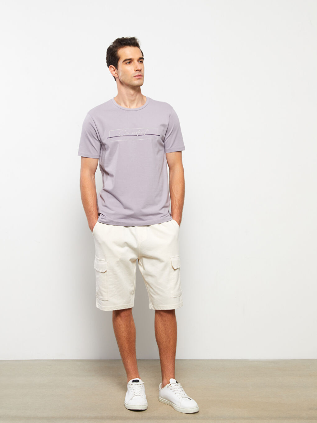 تيشيرت رجالي ياقة دائرية كم قصير مطبوع قطن ممشط-2