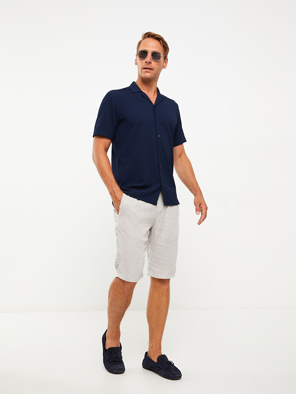 Gri Rahat Kalıp Poplin Erkek Şort-1