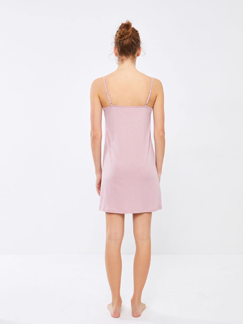 Pembe V Yaka Nakışlı Askılı Kadın Fantezi Gecelik-4