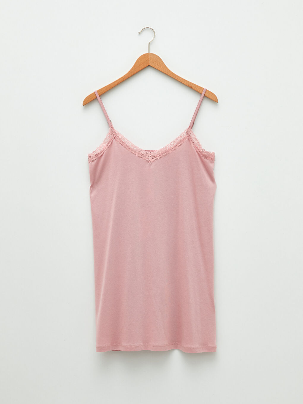 Pembe V Yaka Nakışlı Askılı Kadın Fantezi Gecelik-5