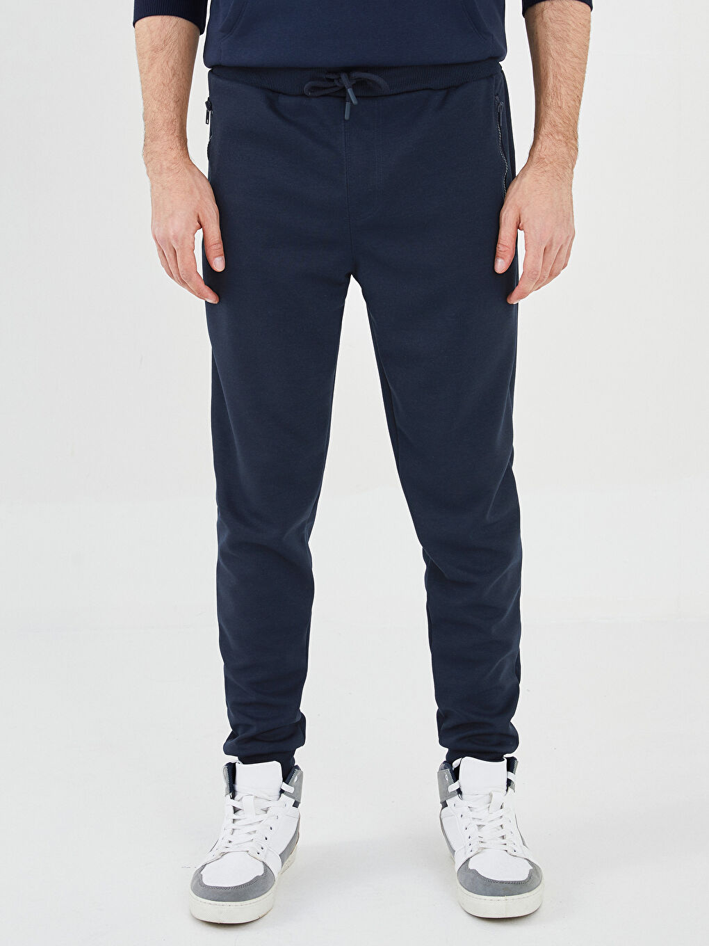 XSIDE Slim Fit Men's Sweatpants -S2GS93Z8-HJK - LC Waikiki