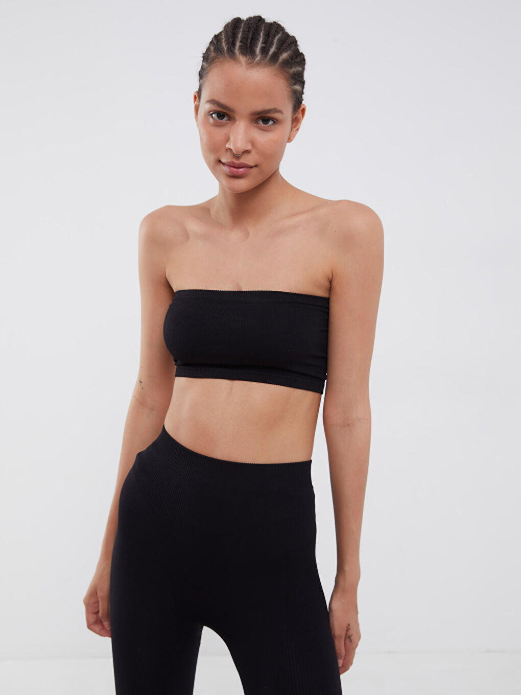 Siyah Düz Straplez Kadın Büstiyer-1