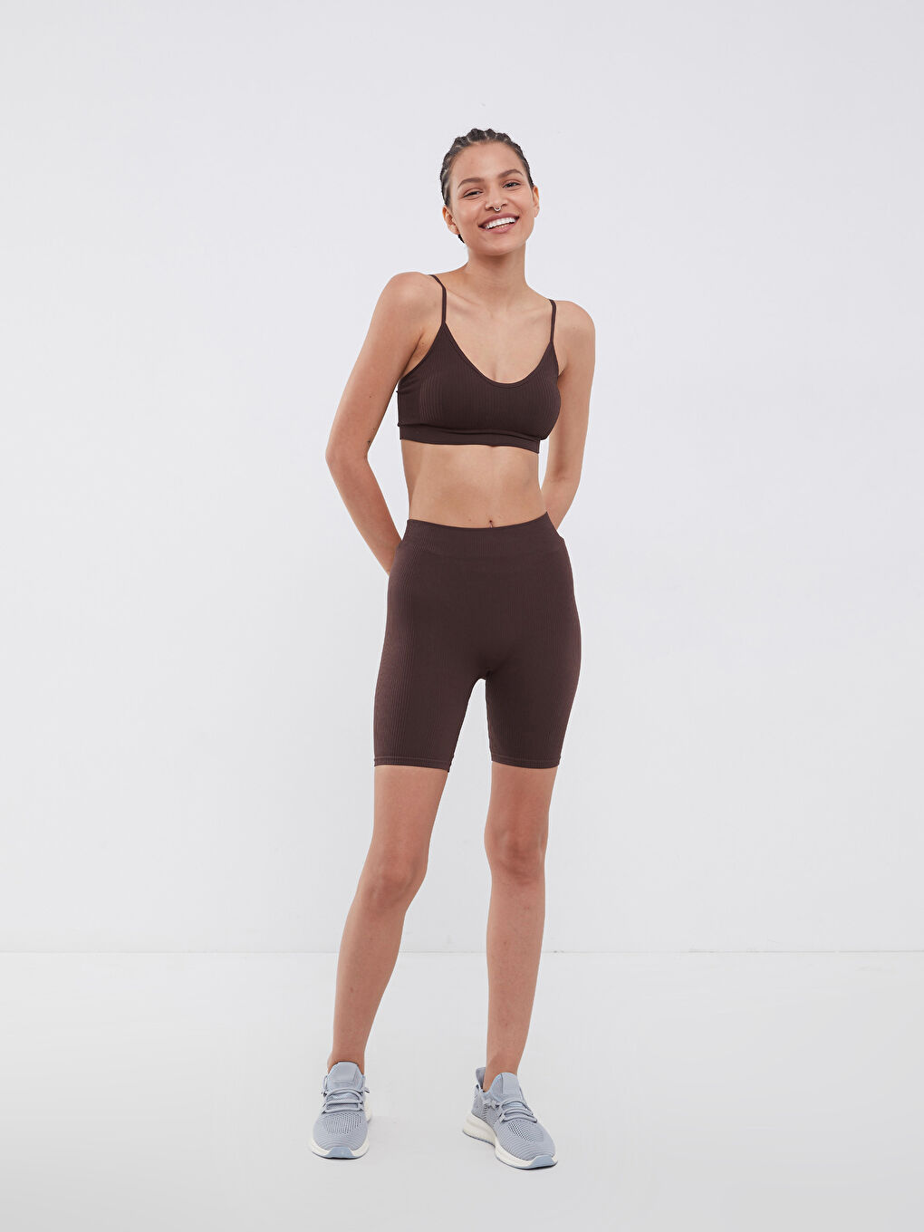 U-Neck Straight Strap Women's Sports Bustier-2