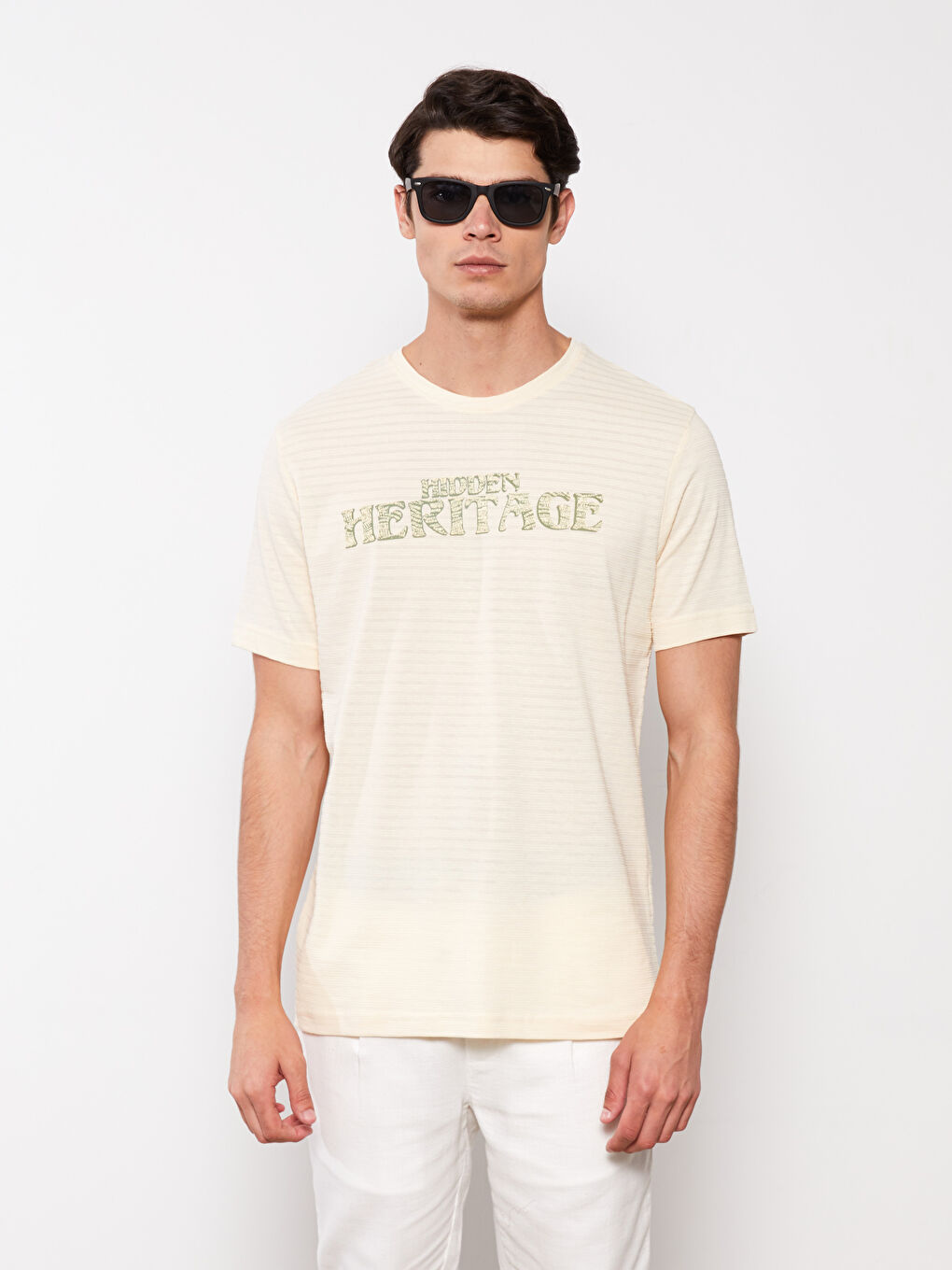 Bej Bisiklet Yaka Kısa Kollu Baskılı Erkek Tişört-1