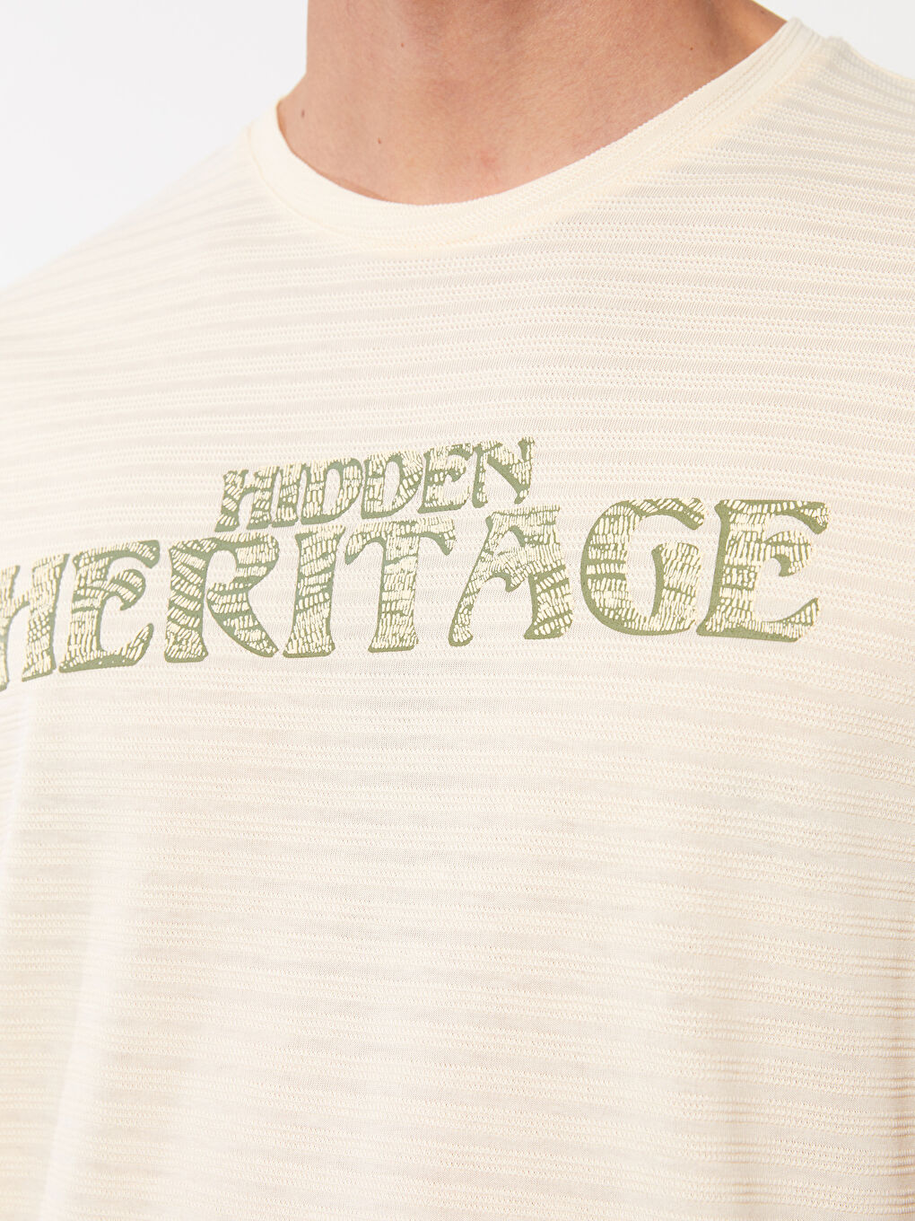 Bej Bisiklet Yaka Kısa Kollu Baskılı Erkek Tişört-3