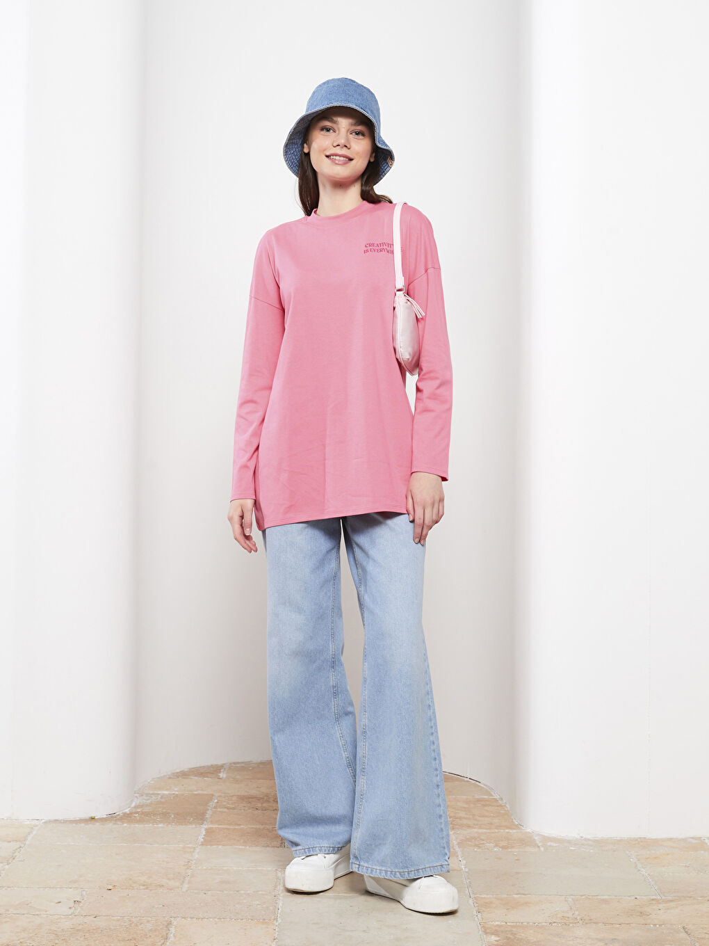 Pembe Dik Yaka Baskılı Uzun Kollu Pamuklu Kadın Tunik