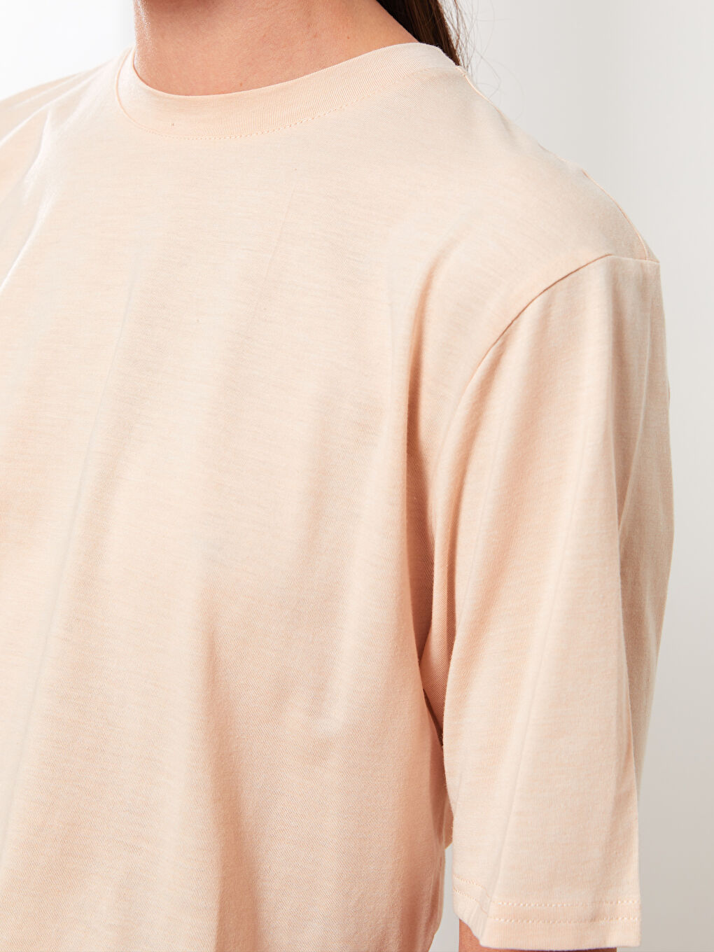 Bej Bisiklet Yaka Düz Kısa Kollu Kadın Tunik-6