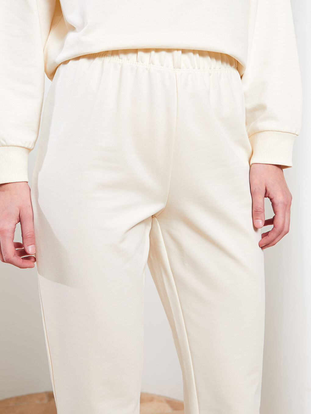 Ekru Kadın Beli Lastikli Düz Jogger Eşofman Altı-2