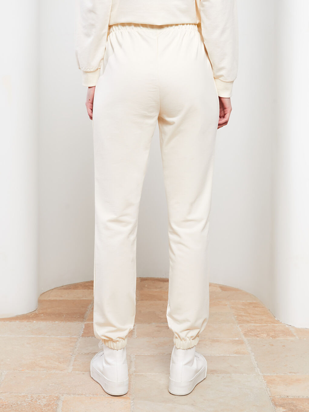 Ekru Kadın Beli Lastikli Düz Jogger Eşofman Altı-4