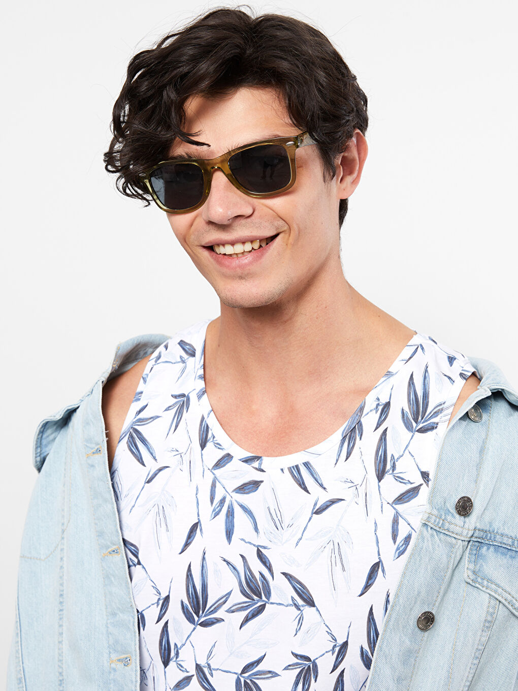 Beyaz Bisiklet Yaka Baskılı Erkek Kolsuz Tişört-3