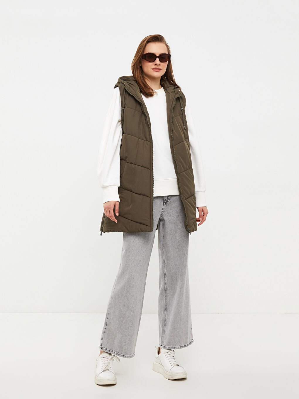 Haki Kadın Kapüşonlu Düz Şişme Yelek-1