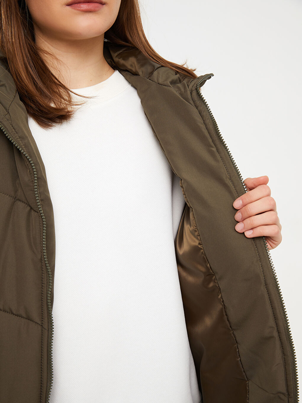Haki Kadın Kapüşonlu Düz Şişme Yelek-3