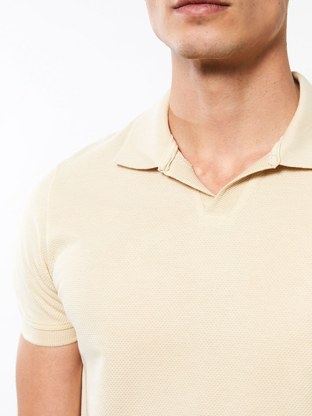 Bej Polo Yaka Kısa Kollu Erkek Tişört-3