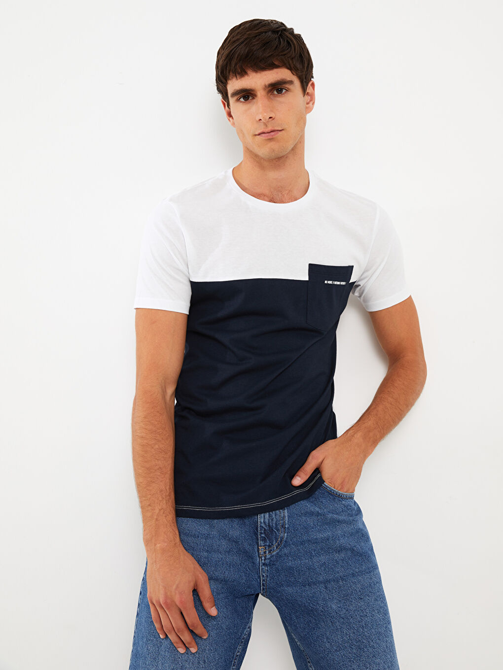 Beyaz Bisiklet Yaka Kısa Kollu Renk Bloklu Penye Erkek Tişört