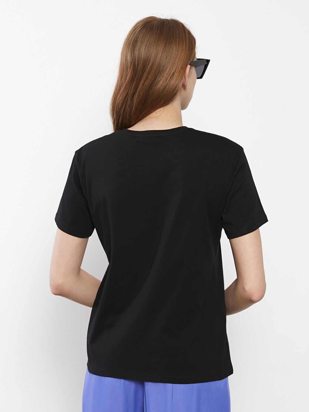 Siyah Bisiklet Yaka Baskılı Kısa Kollu Pamuklu Kadın Tişört-3