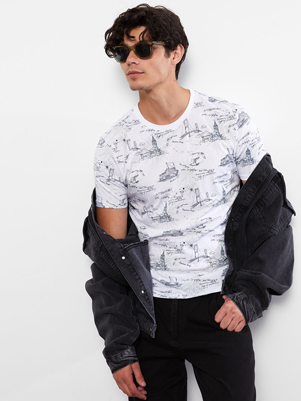 Beyaz Bisiklet Yaka Kısa Kollu Baskılı Penye Erkek Tişört-2