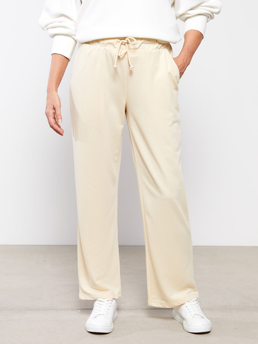 Elastic Waist Regular Pocket Detailed Women's Sweatpants-2