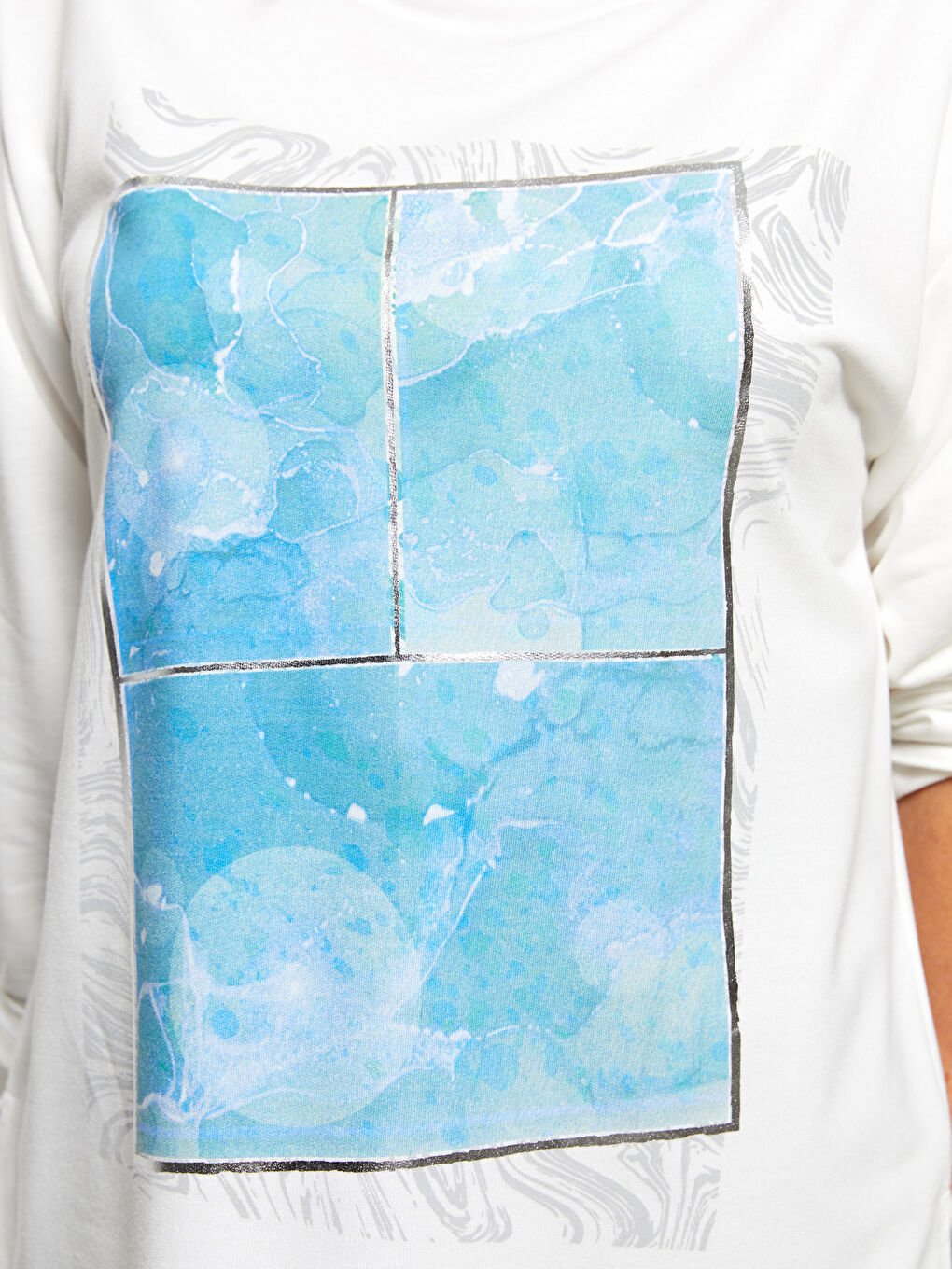 Crew Neck Printed Long Sleeve Women's T-Shirt-4