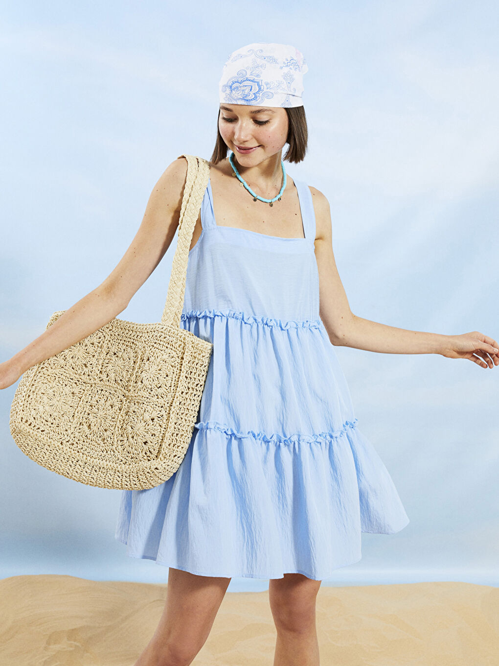 Mavi Kare Yaka Düz Askılı Kadın Plaj Elbisesi-2