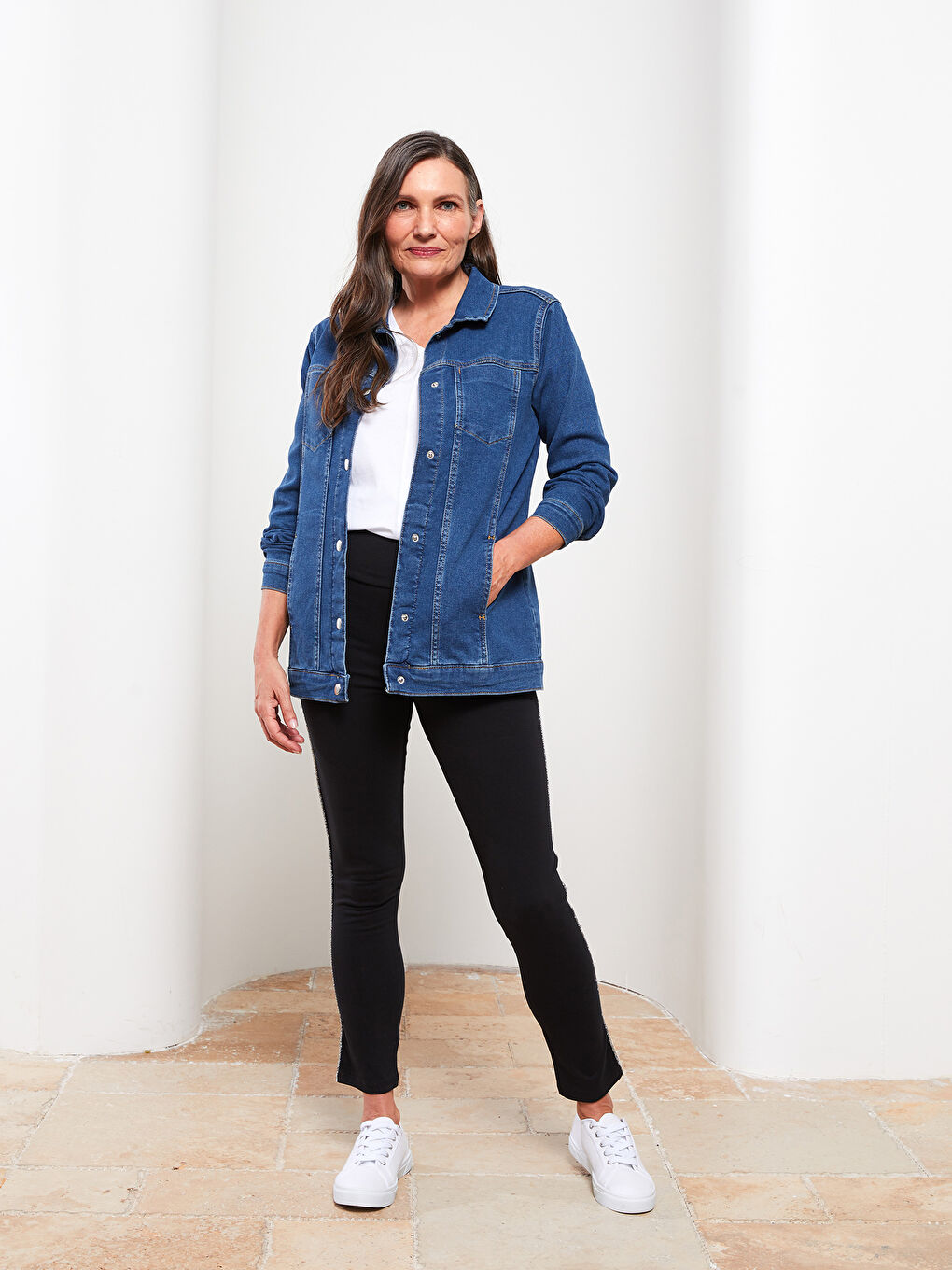 Siyah Beli Lastikli Şerit Detaylı Kadın Tayt-1