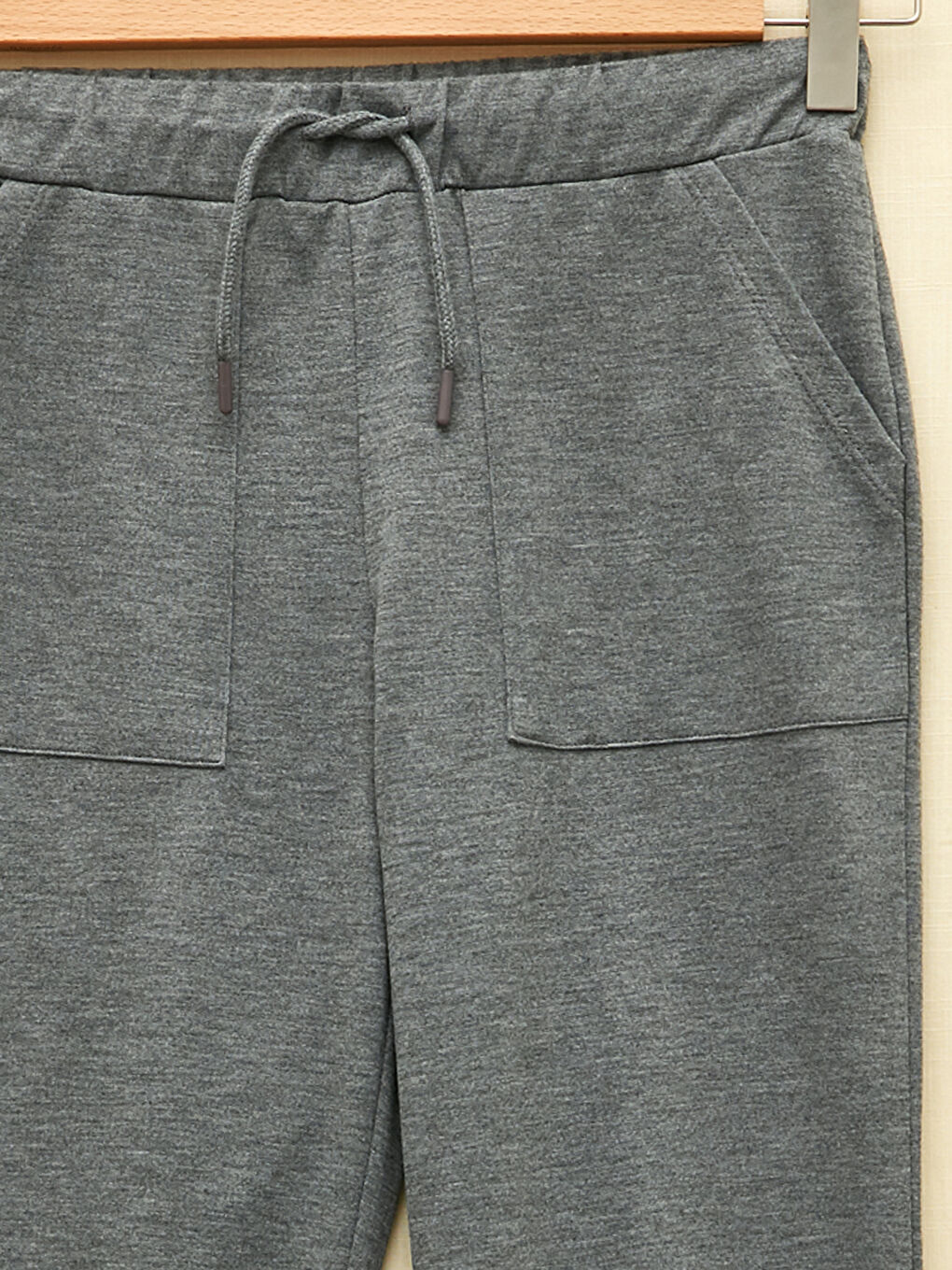 Gri Beli Lastikli Düz Cep Detaylı Kadın Eşofman Altı-7