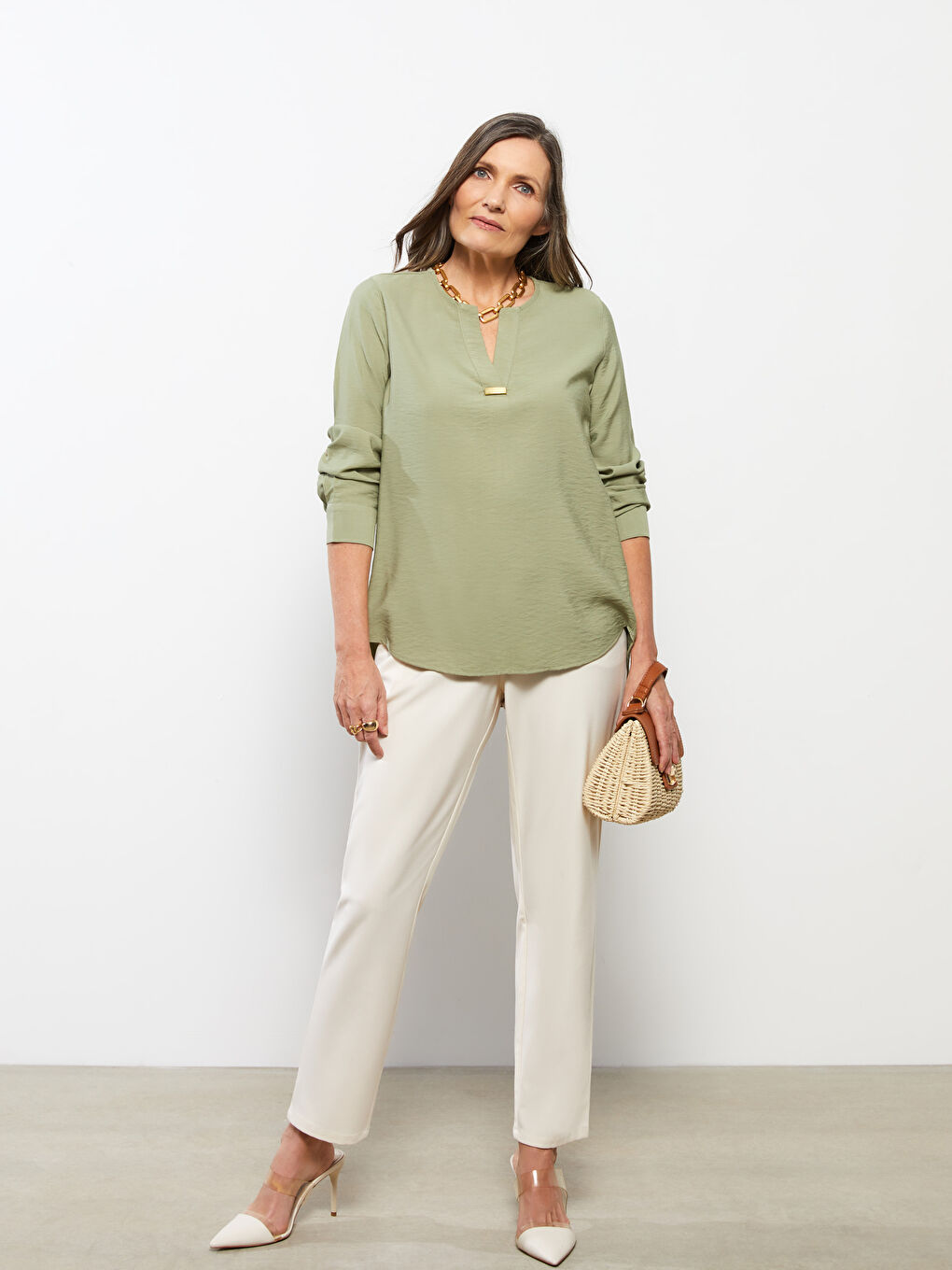 Блузка с вырезом Хенли и длинным рукавом из габардина для женщин