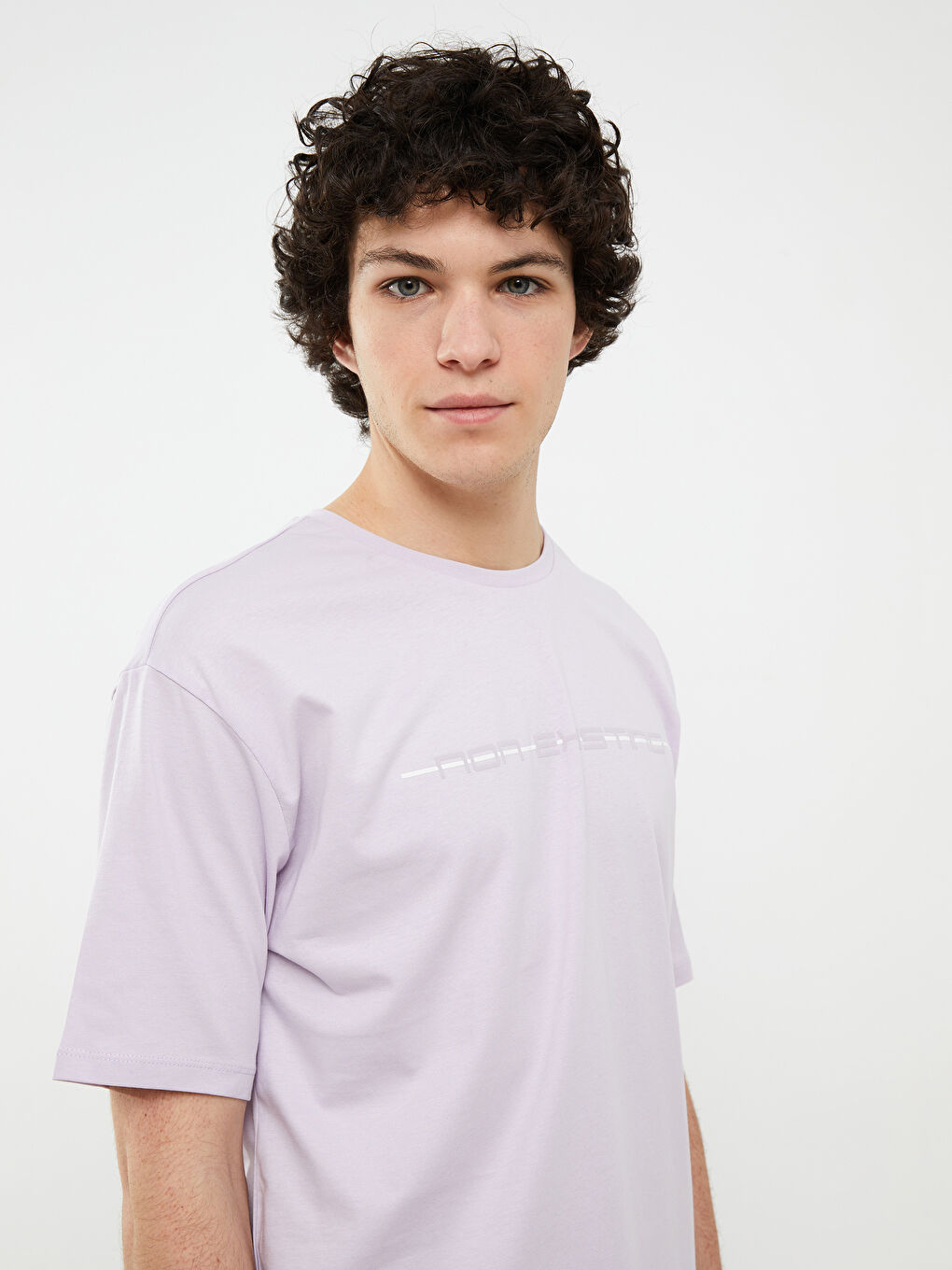 Lila Bisiklet Yaka Kısa Kollu Baskılı Penye Erkek Tişört-2