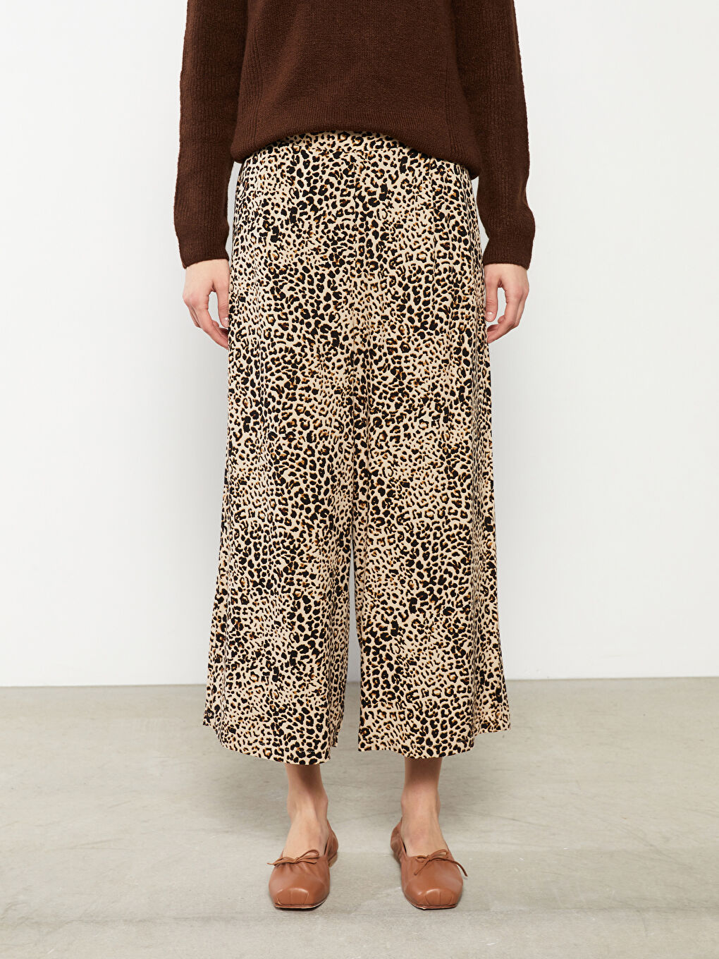LC Waikiki BRAON Kapri pantalone Žena -S2H182Z8-LQY