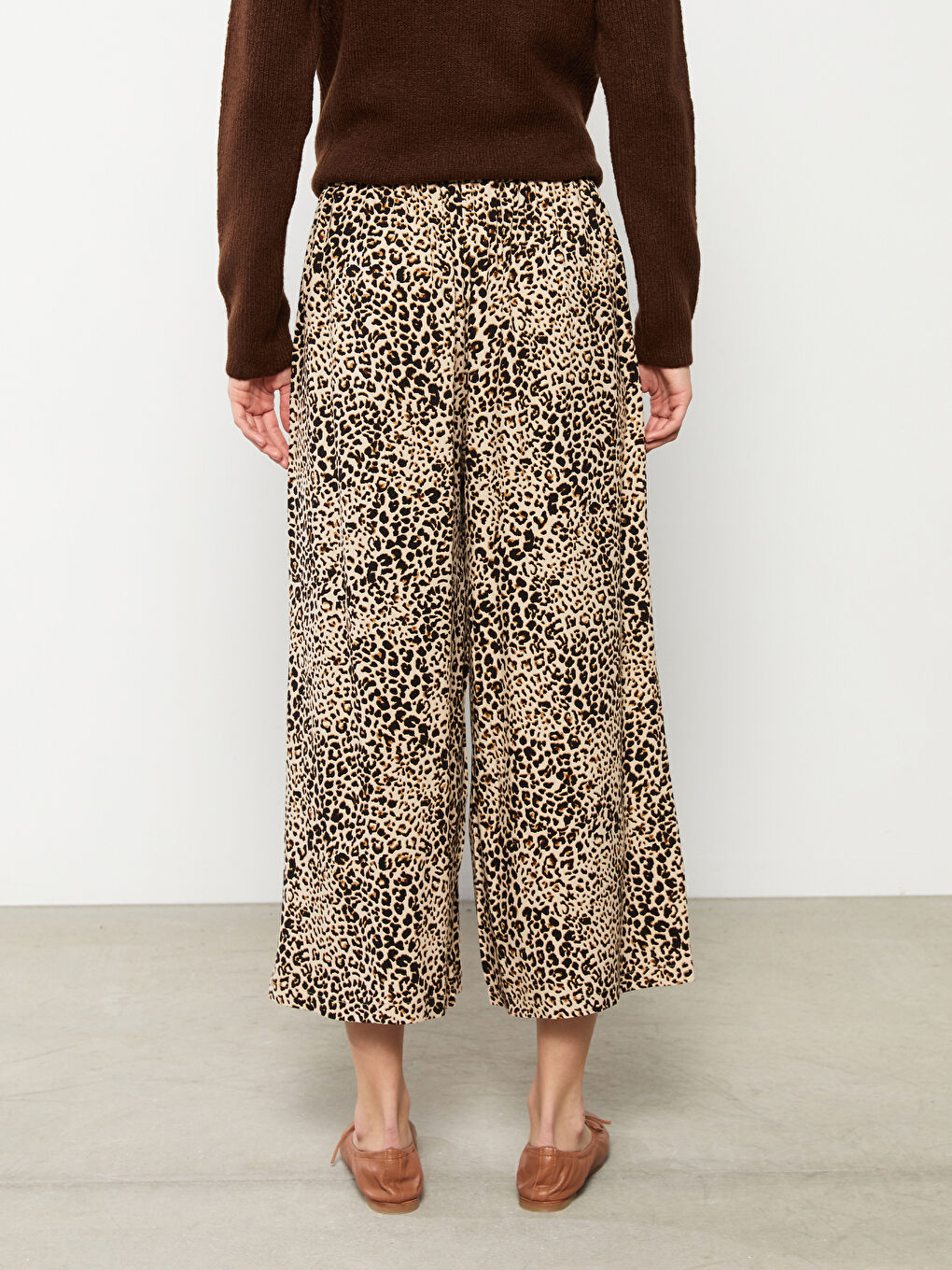 LC Waikiki BRAON Kapri pantalone Žena -S2H182Z8-LQY