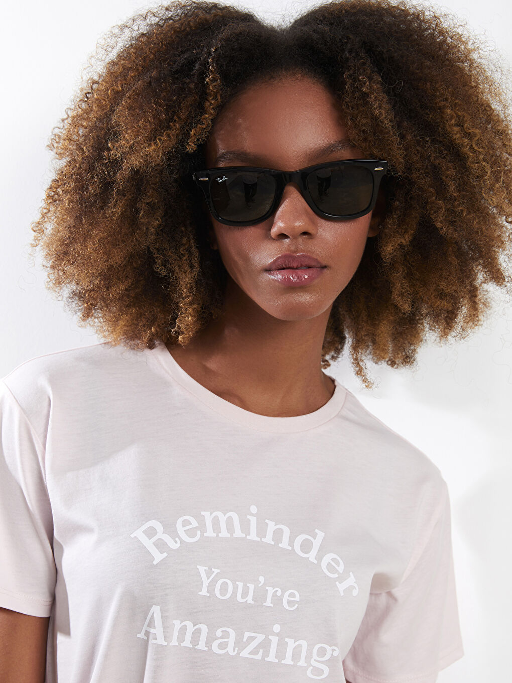 Majica od pamuka sa okruglim izrezom, štampom i kratkim rukavima za žene-3